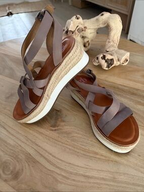 Giani Bini Taupe Platform Espadrille Sandals